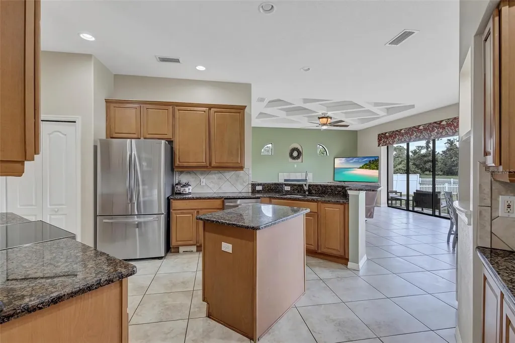 323 141st Court NE Bradenton FL 34212