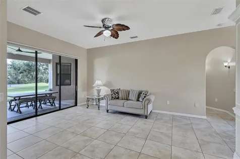 323 141st Court NE Bradenton FL 34212