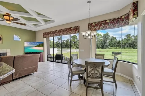 323 141st Court NE Bradenton FL 34212