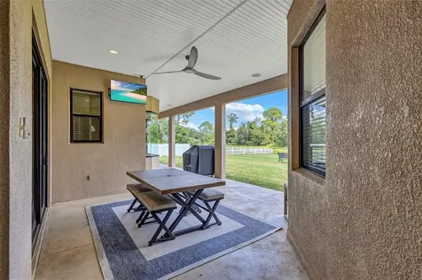 323 141st Court NE Bradenton FL 34212