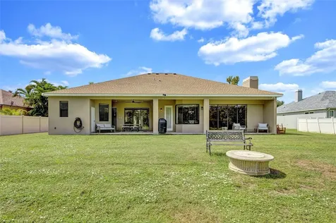 323 141st Court NE Bradenton FL 34212