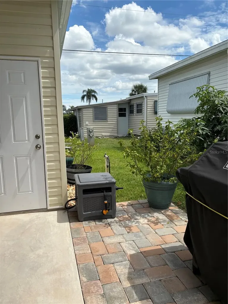 11147 102nd Way Largo FL 33773