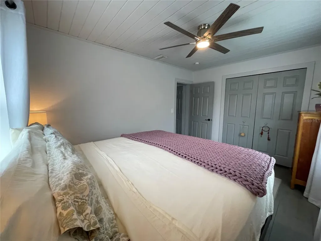 2414 Illinois Street Orlando FL 32803