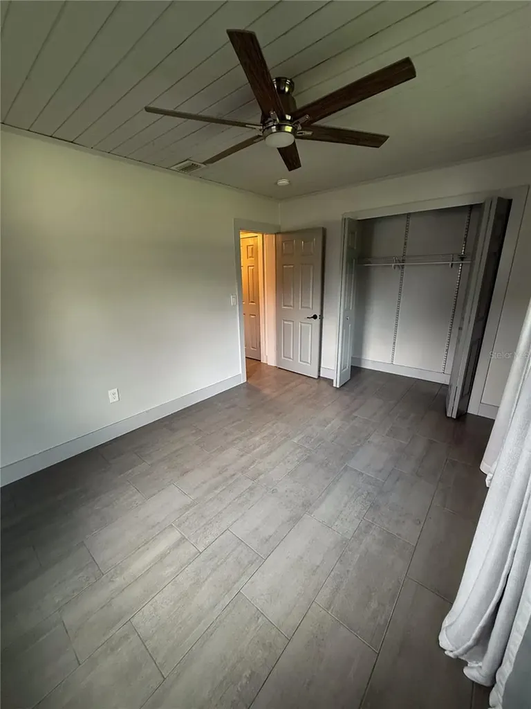 2414 Illinois Street Orlando FL 32803