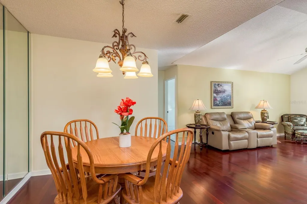 334 Los Prados Drive Safety Harbor FL 34695