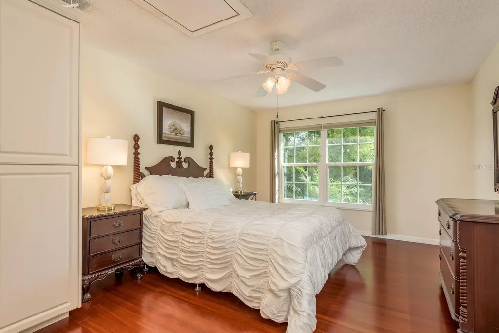 334 Los Prados Drive Safety Harbor FL 34695