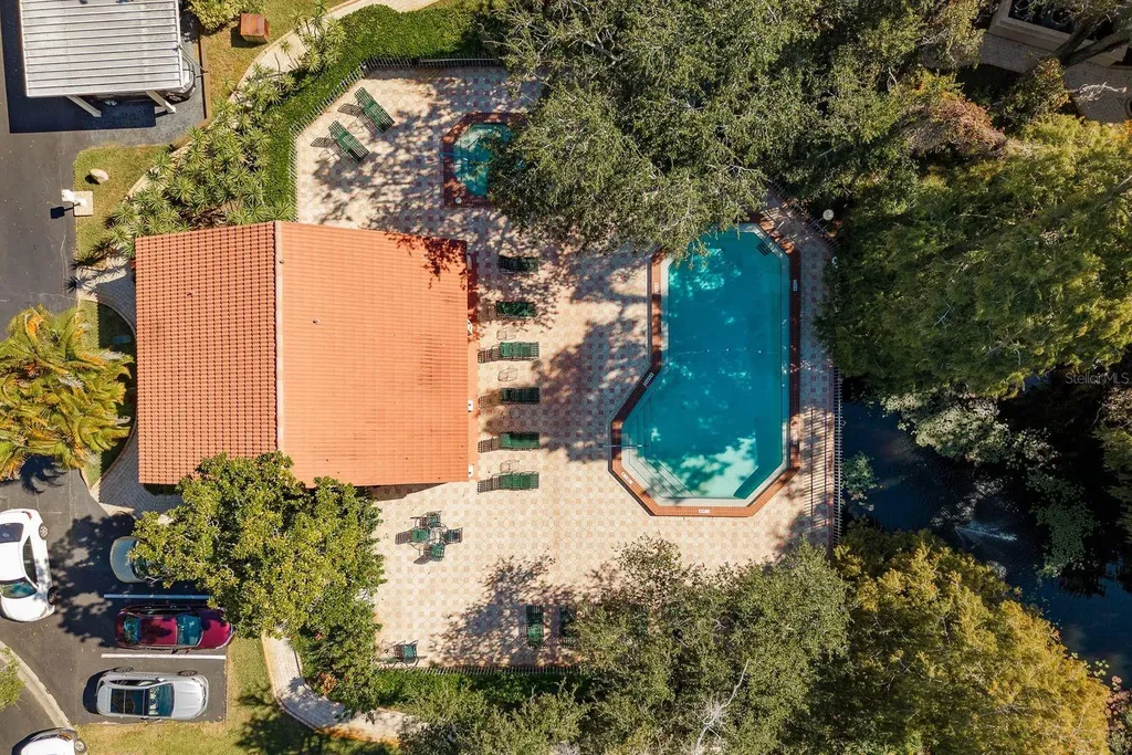 334 Los Prados Drive Safety Harbor FL 34695