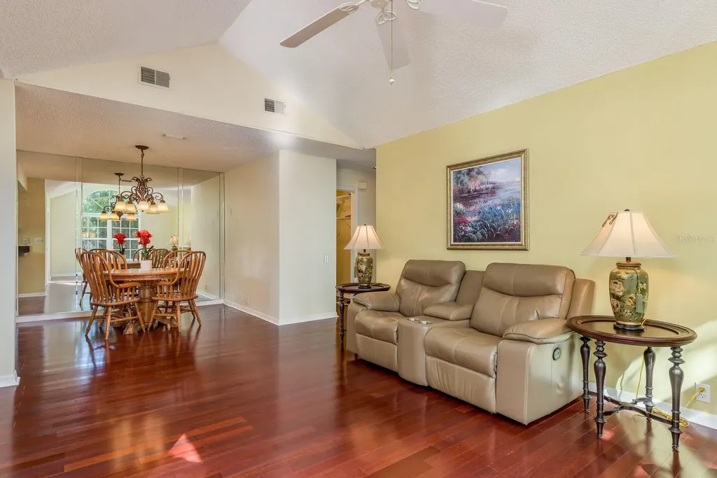 334 Los Prados Drive Safety Harbor FL 34695