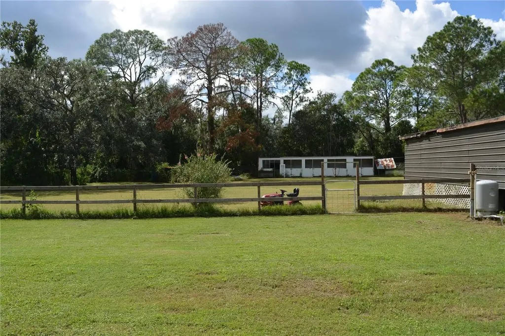 4424 Rose Street Valrico FL 33596