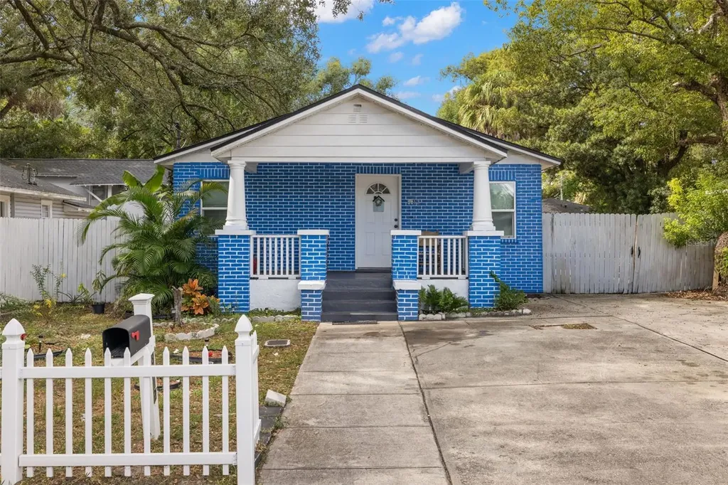 8012 N 11th Street Tampa FL 33604