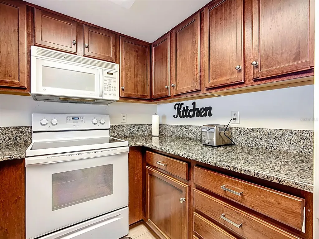 1880 N Crystal Lake Drive Lakeland FL 33801