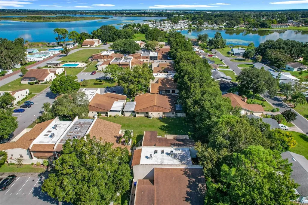 1880 N Crystal Lake Drive Lakeland FL 33801