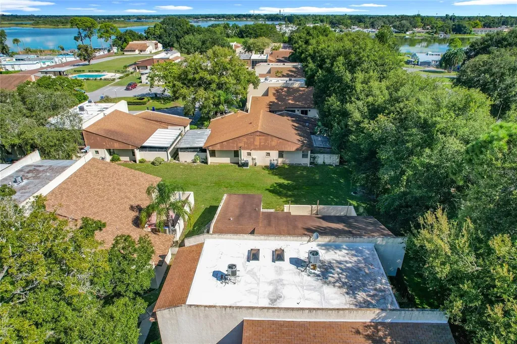 1880 N Crystal Lake Drive Lakeland FL 33801