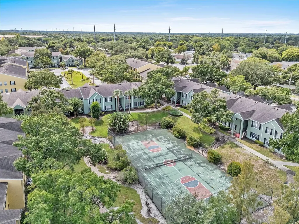 2025 Dixie Belle Drive Orlando FL 32812