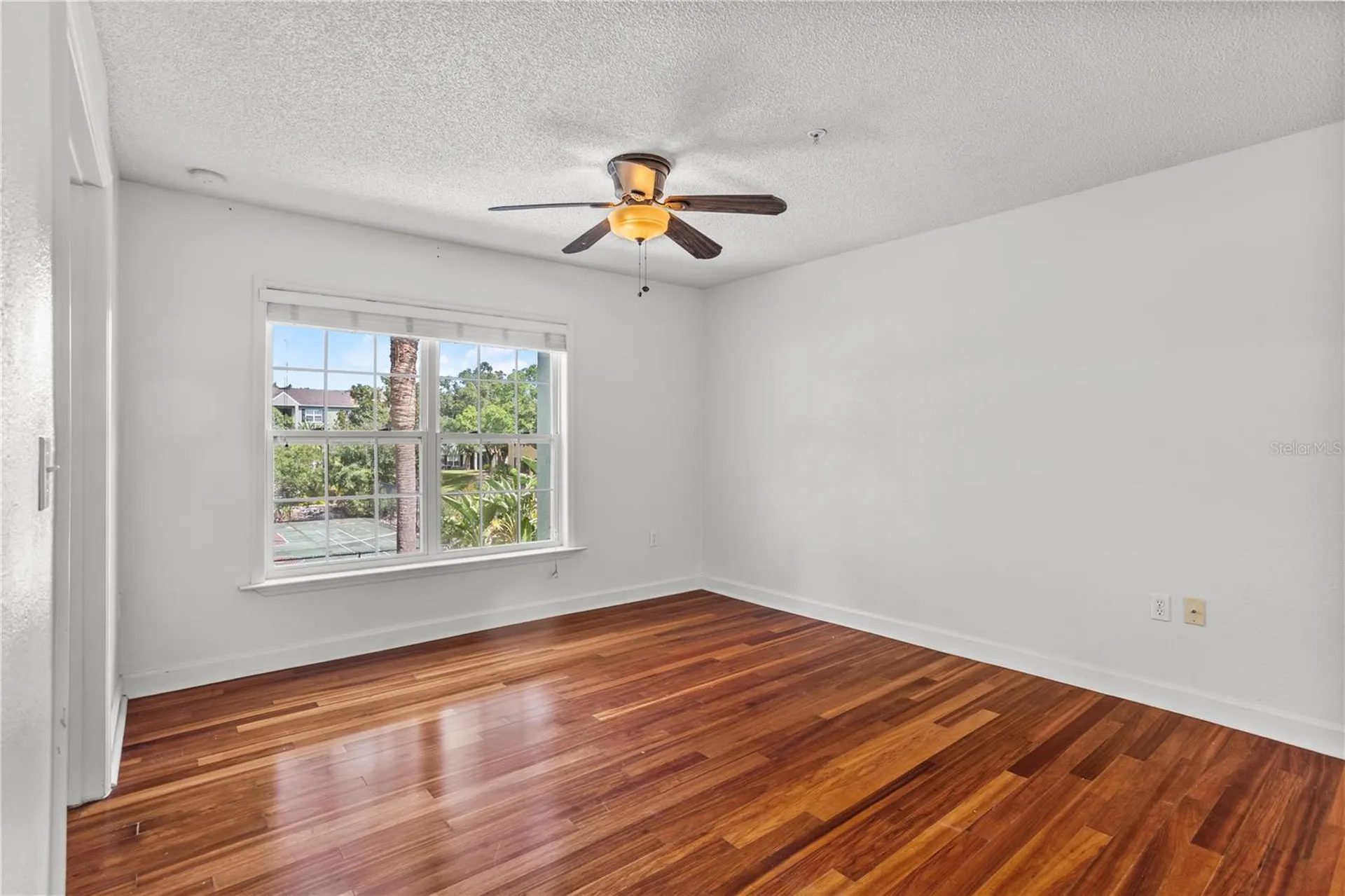 2025 Dixie Belle Drive Orlando FL 32812