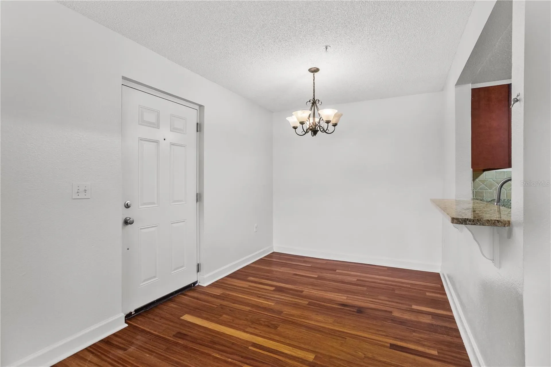 2025 Dixie Belle Drive Orlando FL 32812