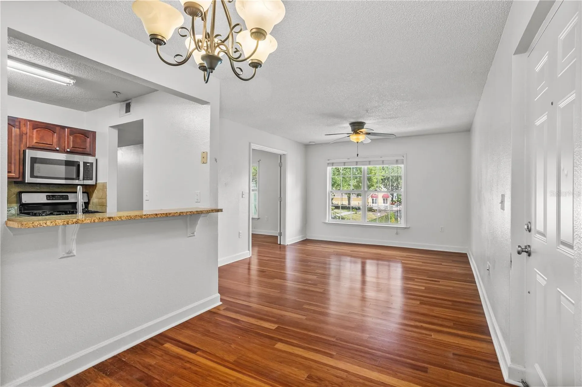 2025 Dixie Belle Drive Orlando FL 32812