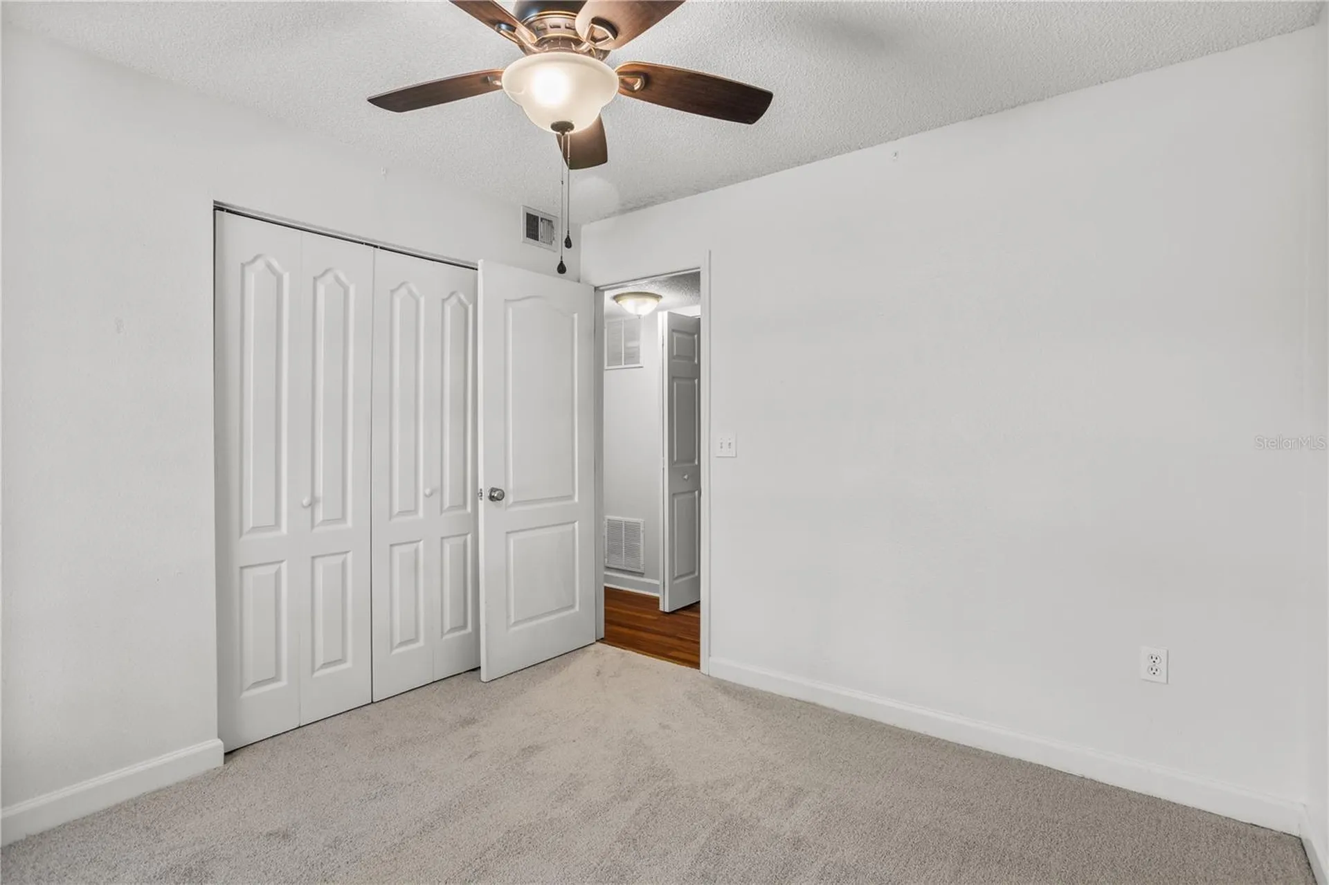 2025 Dixie Belle Drive Orlando FL 32812