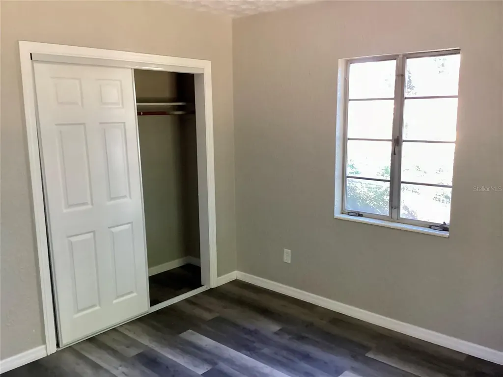 2504 38th Avenue W Bradenton FL 34205