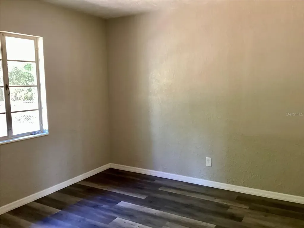2504 38th Avenue W Bradenton FL 34205