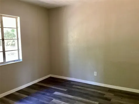 2504 38th Avenue W Bradenton FL 34205