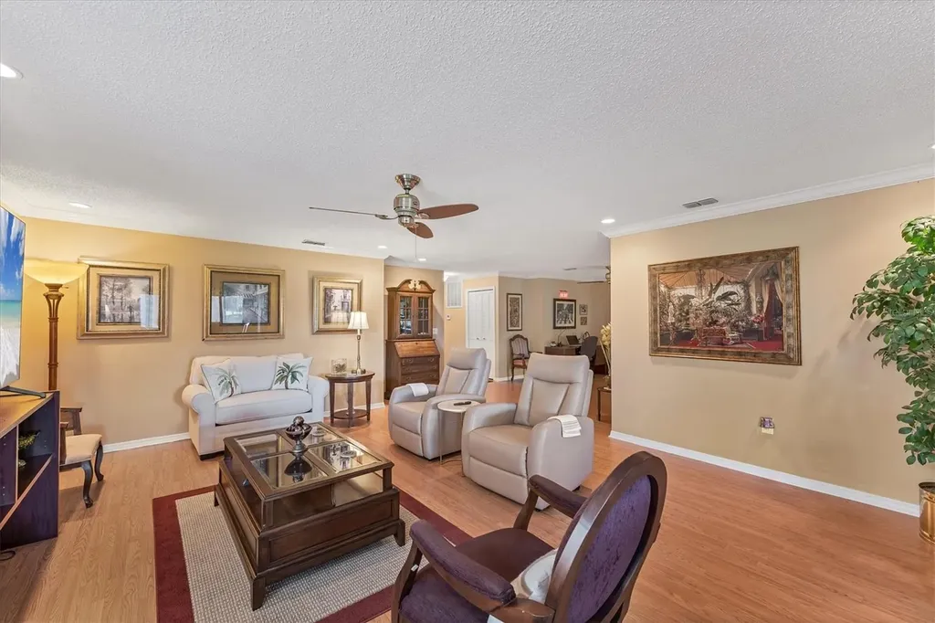 8140 Terrace Garden Drive N St Petersburg FL 33709