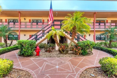 8140 Terrace Garden Drive N St Petersburg FL 33709