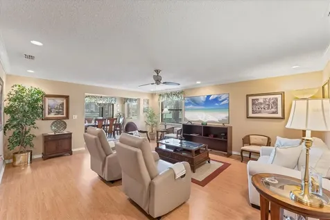8140 Terrace Garden Drive N St Petersburg FL 33709