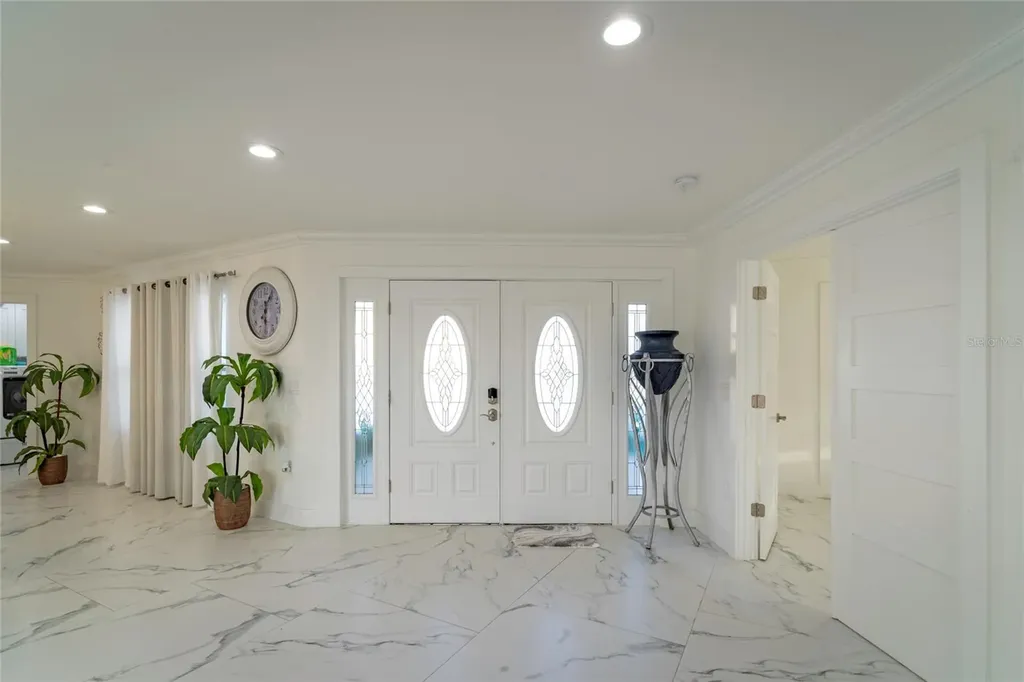 320 Harbor Passage Clearwater Beach FL 33767