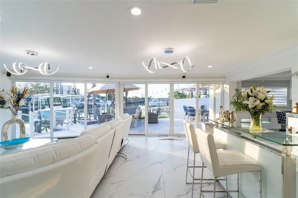 320 Harbor Passage Clearwater Beach FL 33767