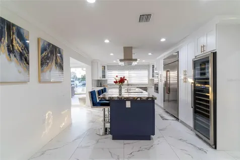 320 Harbor Passage Clearwater Beach FL 33767