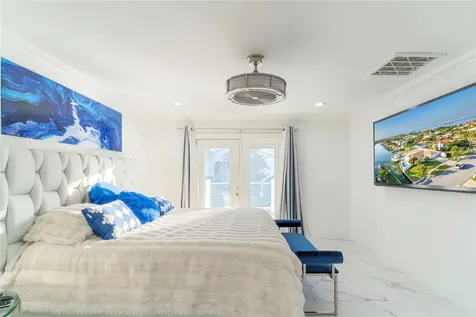 320 Harbor Passage Clearwater Beach FL 33767