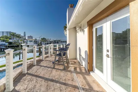 320 Harbor Passage Clearwater Beach FL 33767