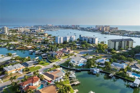 320 Harbor Passage Clearwater Beach FL 33767