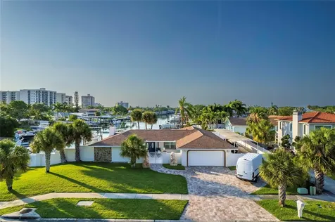 320 Harbor Passage Clearwater Beach FL 33767