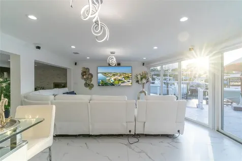 320 Harbor Passage Clearwater Beach FL 33767