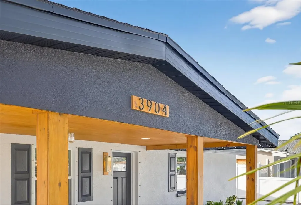 3904 W Hamilton Avenue Tampa FL 33614