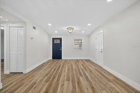 3904 W Hamilton Avenue Tampa FL 33614