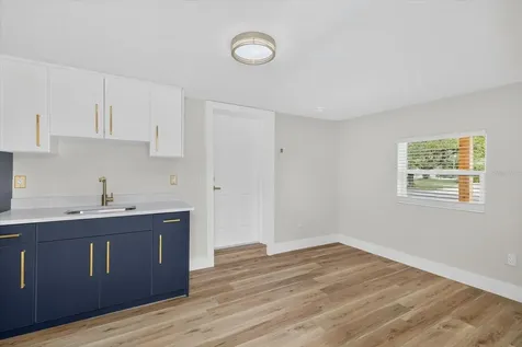 3904 W Hamilton Avenue Tampa FL 33614