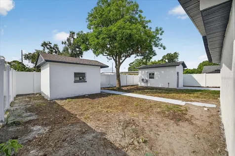 3904 W Hamilton Avenue Tampa FL 33614