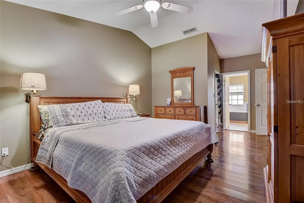 25273 Lost Oak Circle Leesburg FL 34748
