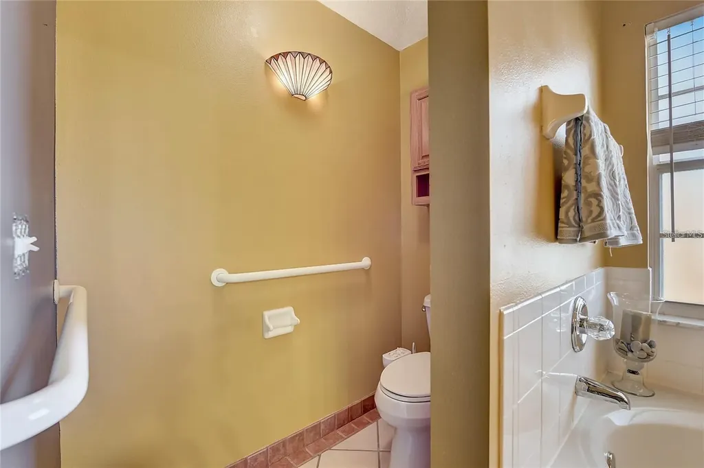 25273 Lost Oak Circle Leesburg FL 34748