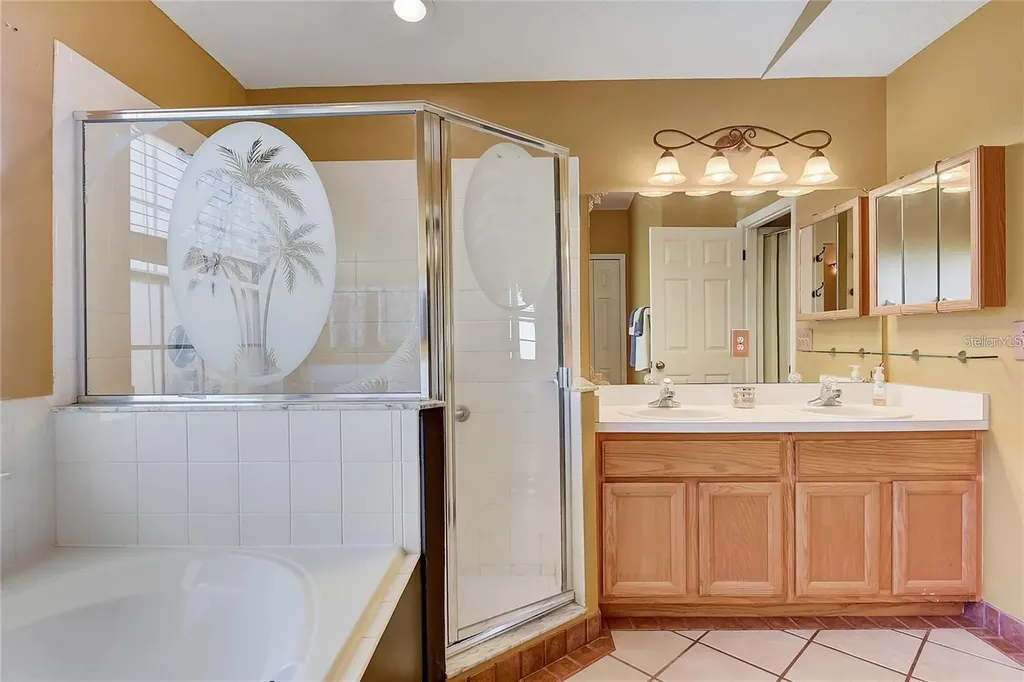 25273 Lost Oak Circle Leesburg FL 34748