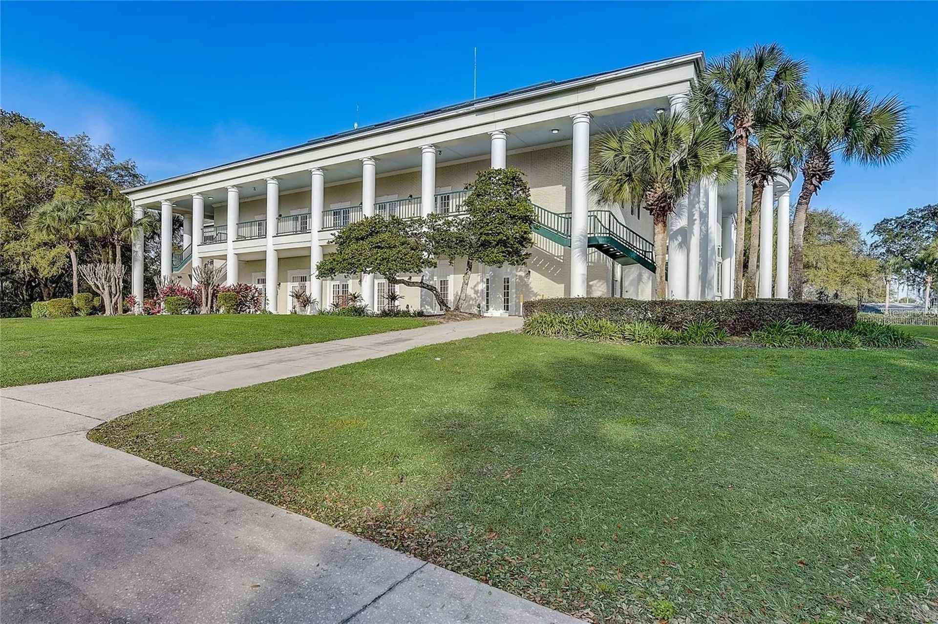 25273 Lost Oak Circle Leesburg FL 34748