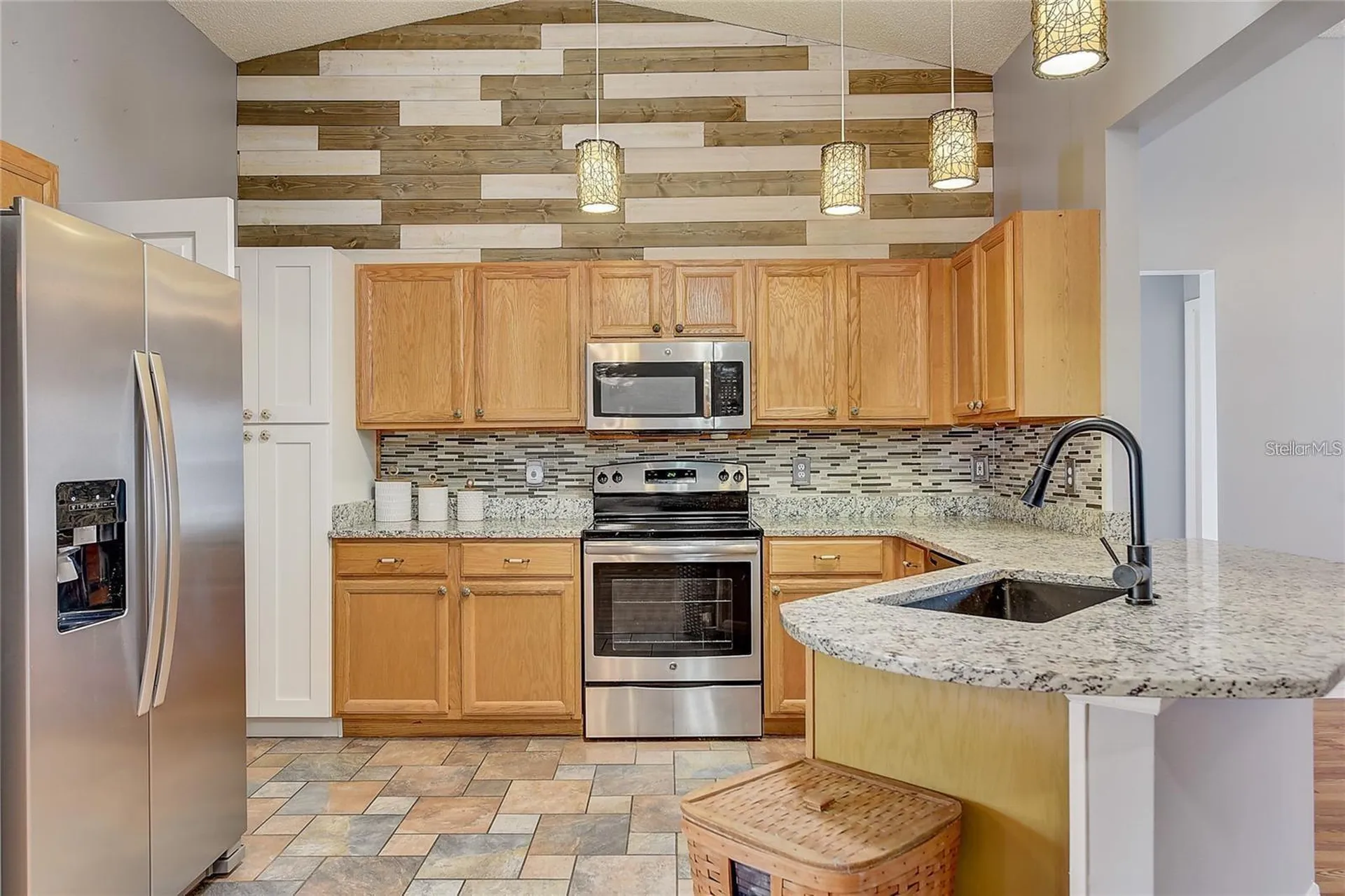 25273 Lost Oak Circle Leesburg FL 34748