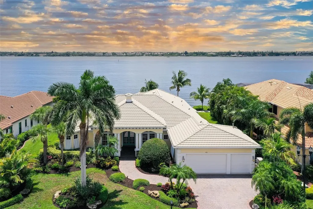 811 Riviera Dunes Way Palmetto FL 34221