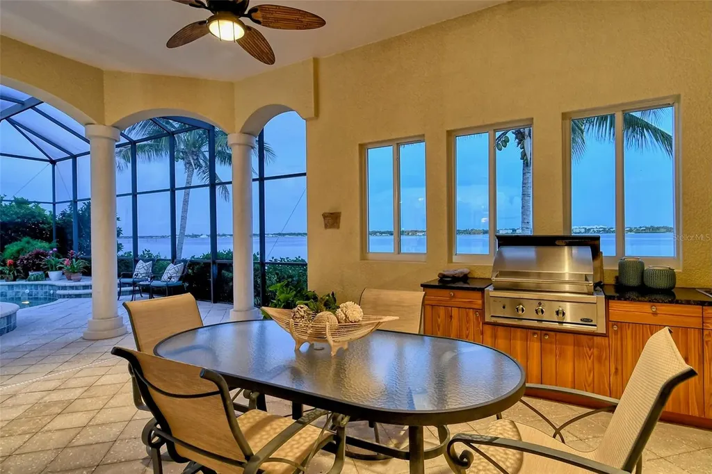 811 Riviera Dunes Way Palmetto FL 34221