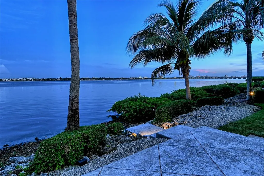 811 Riviera Dunes Way Palmetto FL 34221