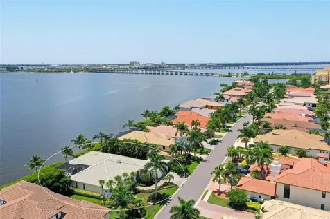 811 Riviera Dunes Way Palmetto FL 34221