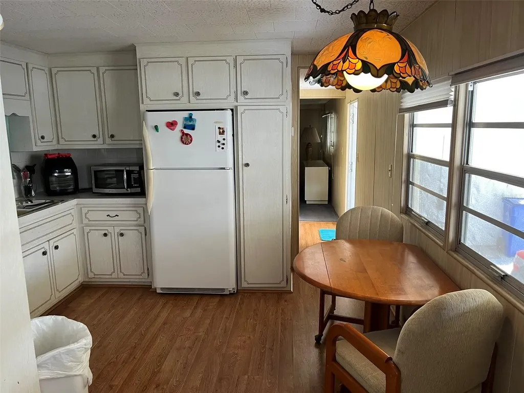1040 Main Street Dunedin FL 34698